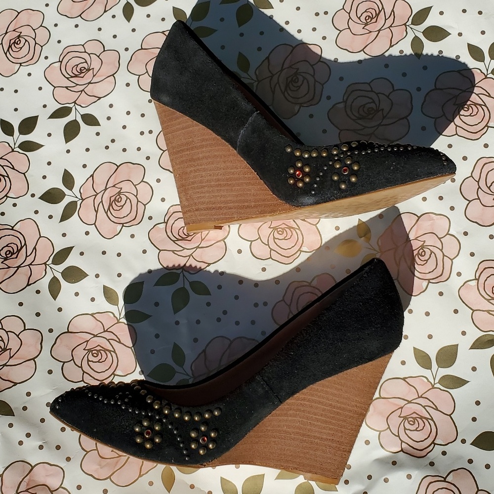 Betsy Johnson Women's Black Wedges, size 6.5